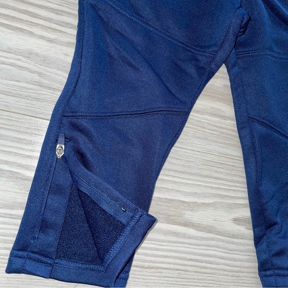 ⭐️24 Months Oshkosh Baby Boys Jogger Pants w/ Ankle Zip⭐️ - Picture 3 of 5